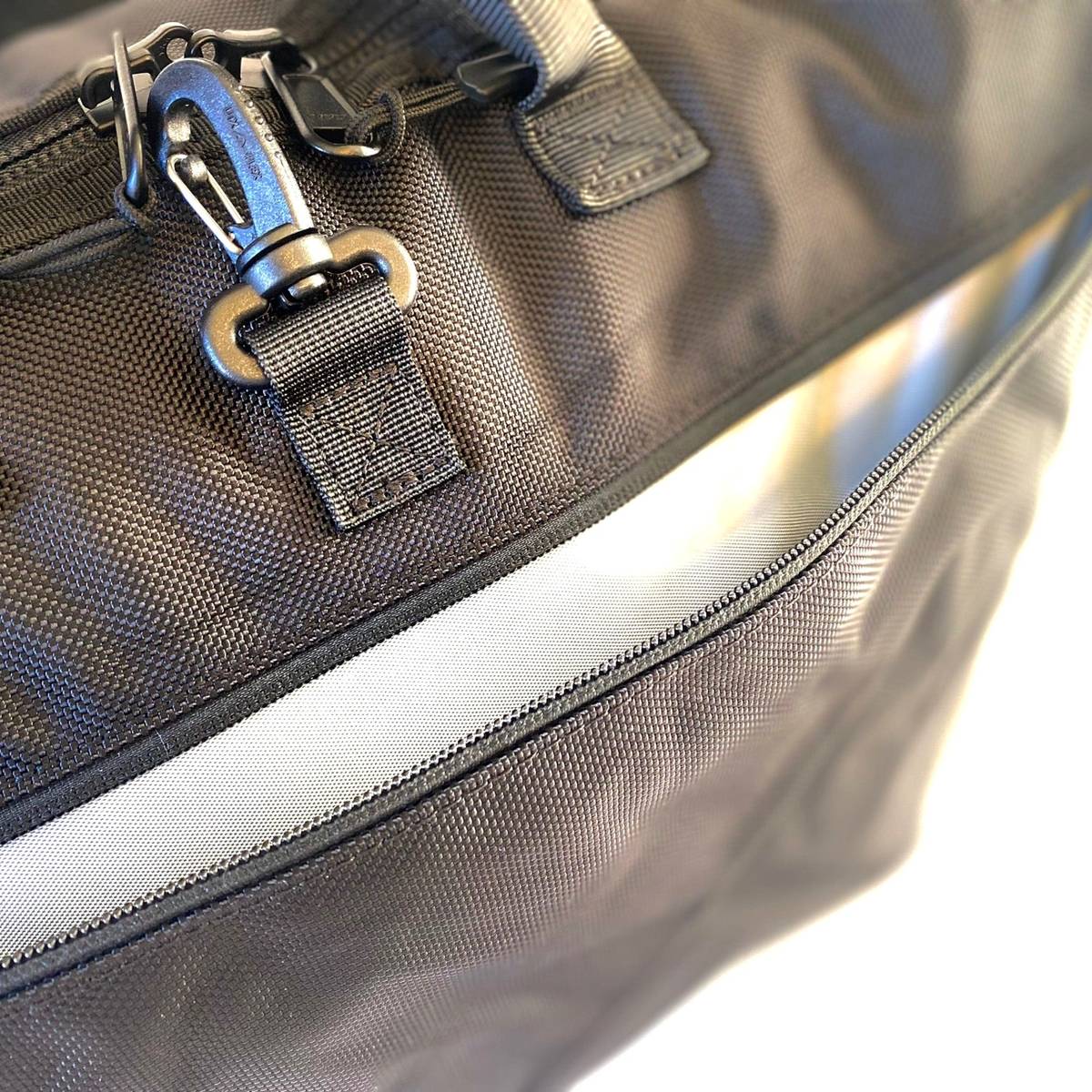Pitchlink Pilot Aviation Helmet and Gear Bag - Image 10